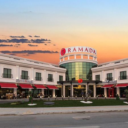 Ramada By Wyndham Sakarya Hotel Exteriör bild