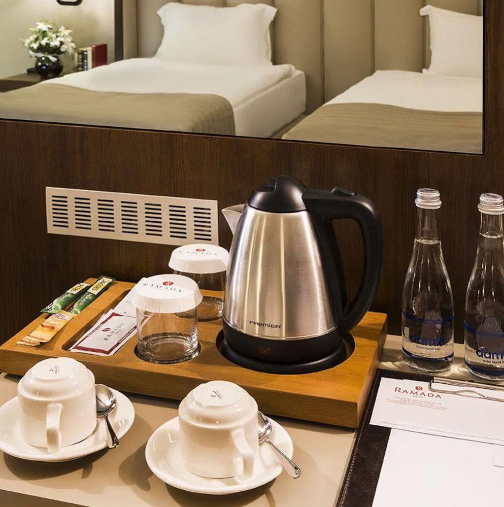 Ramada By Wyndham Sakarya Hotel Exteriör bild